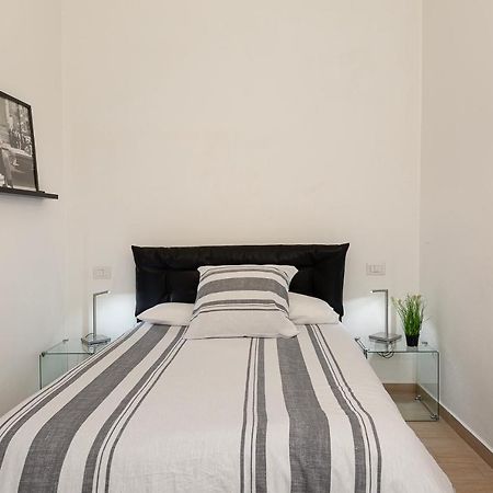 Old Town Pavia Apartment Luaran gambar